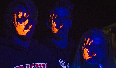 Blacklight 9
